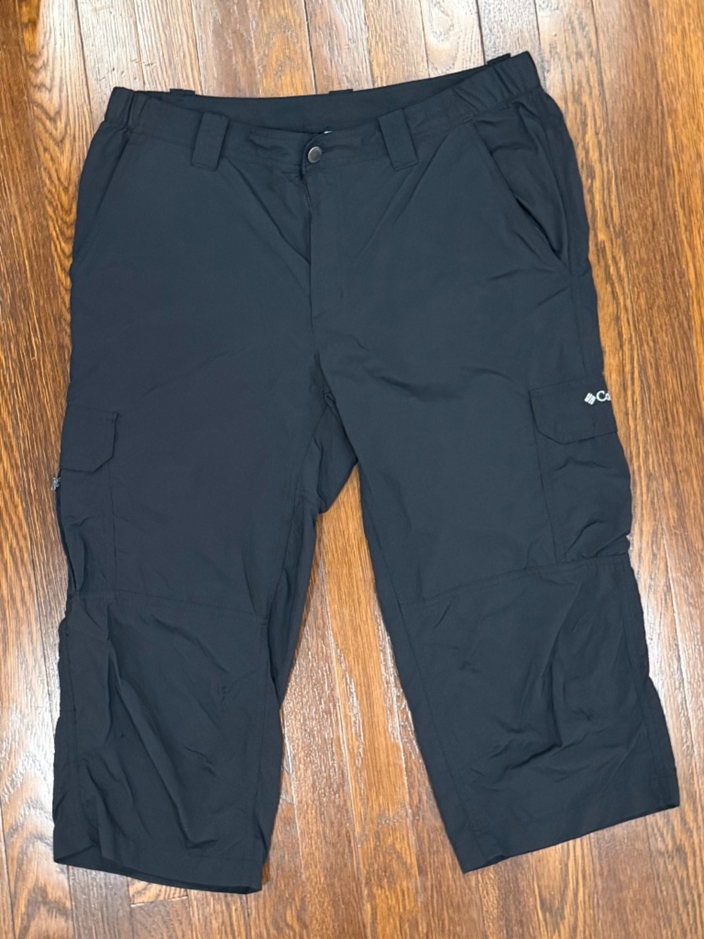 COLUMBIA  Capri 3/4 pants Grill 36/21-discontinued style, like new